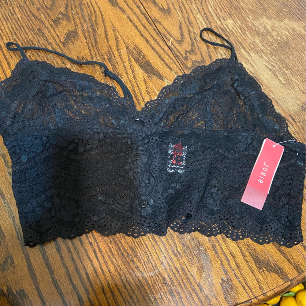 Josie Barlette size large Black